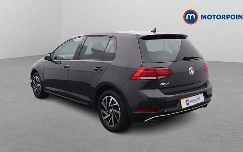 Second-hand VW Golf VII Edition 150 CP (110 kW) 2019 Gri Hatchback