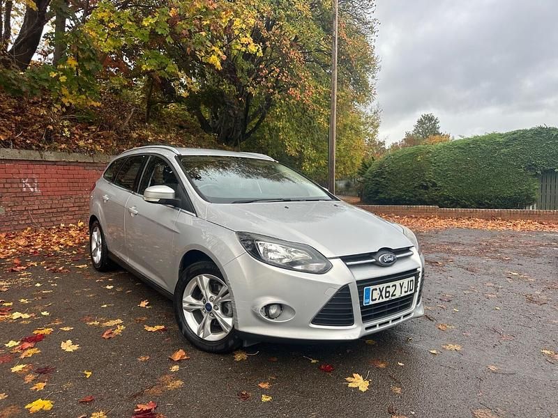 Silver Used 2012 Ford Focus Zetec Estate | £3,250 (Good price) - Image 1/4