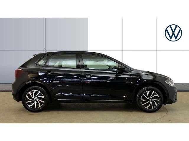 Used VW Polo Life 80 HP (58 kW) 2023 Black Hatchback