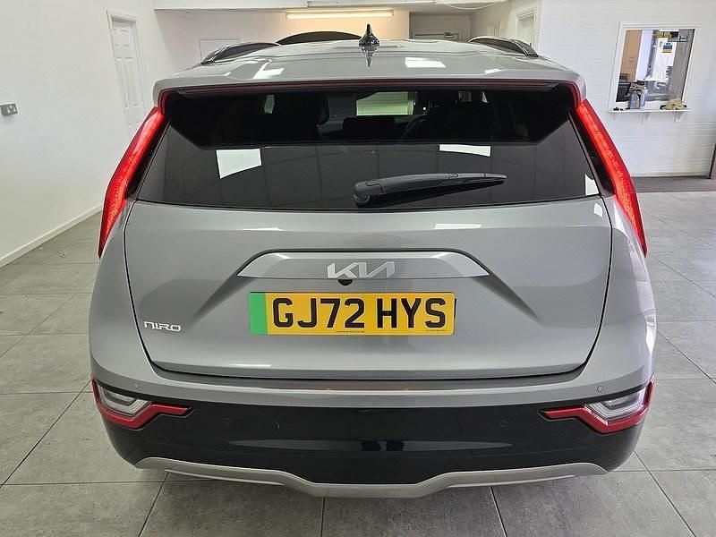 Used Kia e-Niro 11 kW (15 HP) 2022 Grey SUV