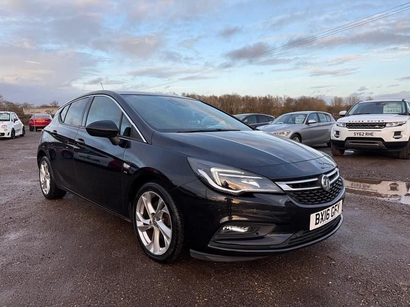 Black Used 2016 Vauxhall Astra SRi Hatchback | £3,095 (Fair price) - Image 1/4
