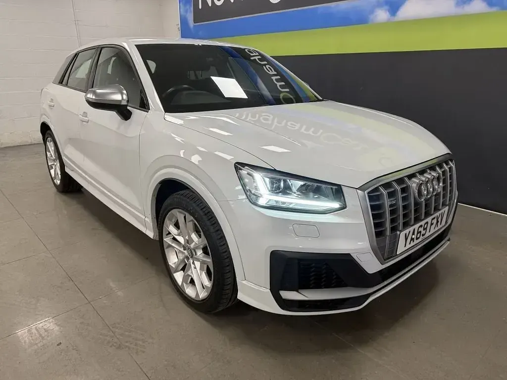 Usado Audi SQ2 Design 300 CV (220 kW) 2019 Blanco SUV