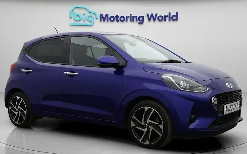 Used Hyundai i10 Premium 84 HP (61 kW) 2023 Hatchback