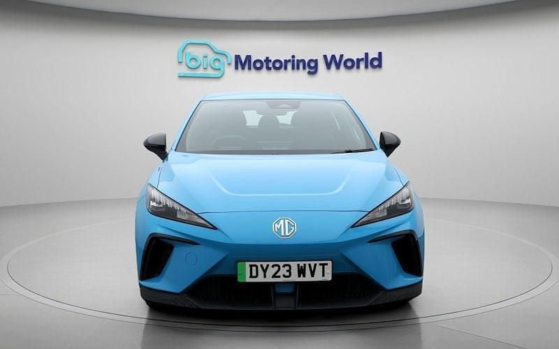 Used MG MG4 EV SE 125 kW (170 HP) 2023 Blue Hatchback