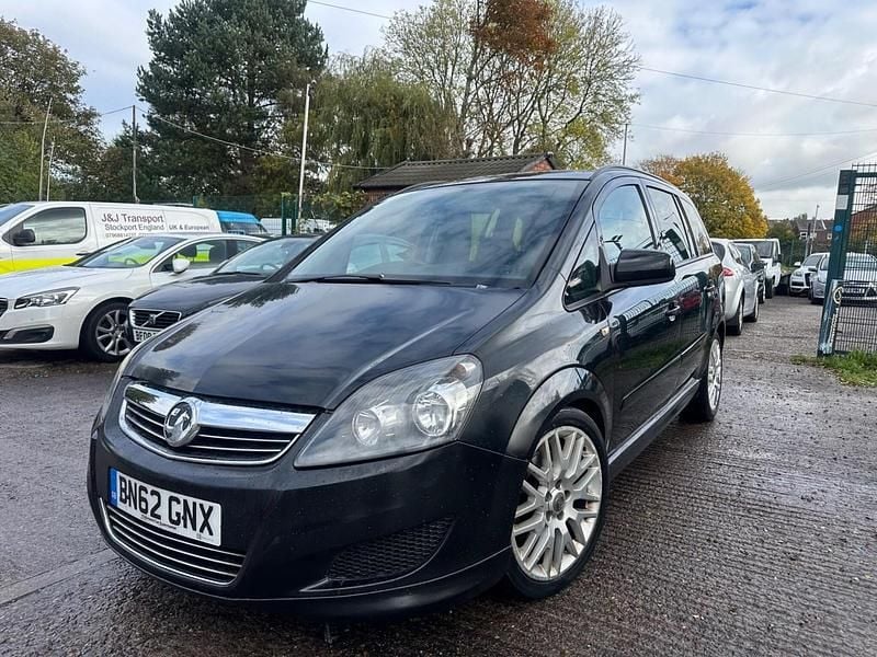 Black Used 2012 Vauxhall Zafira MPV | £2,195 (Good price) - Image 1/4