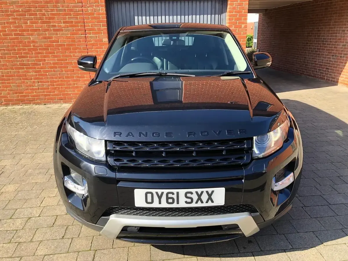 Used Land Rover Range Rover evoque Dynamic 240 HP (176 kW) 2011 Black Estate