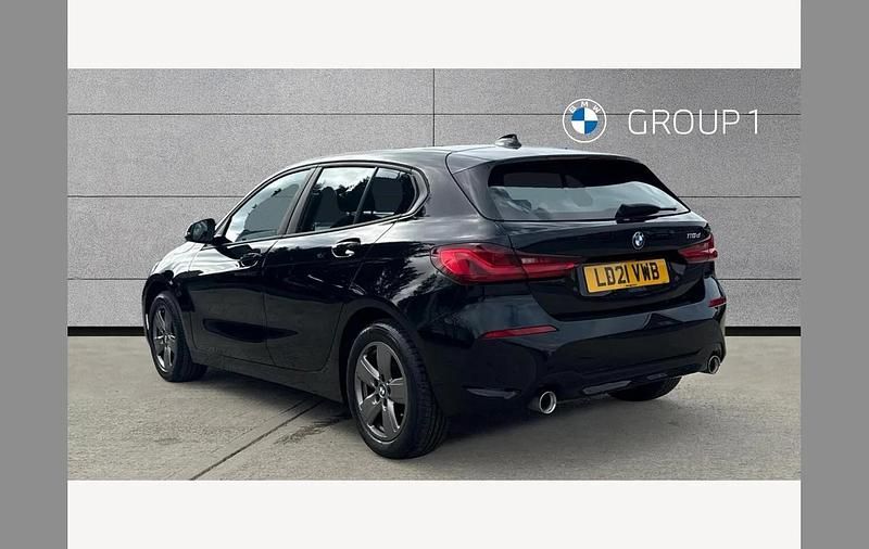 Used BMW 118 Comfort Edition 147 HP (108 kW) 2021 Black Hatchback