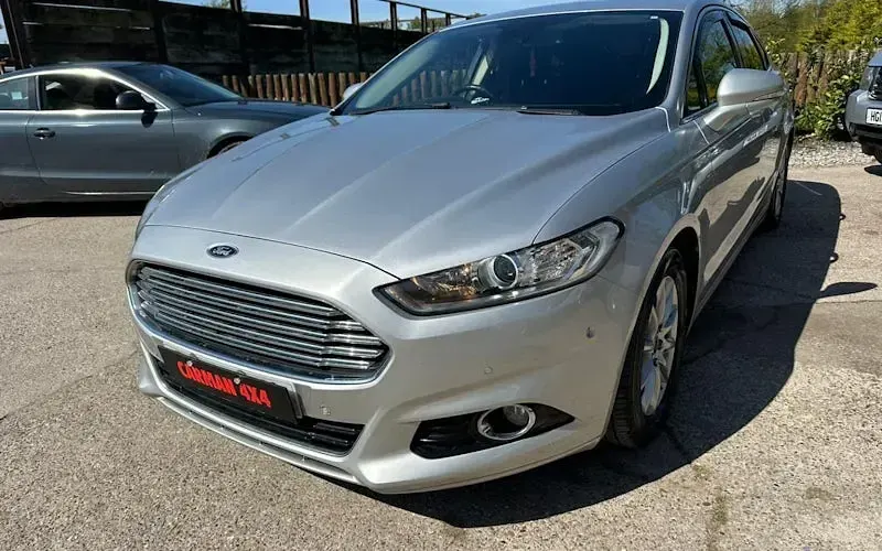 Używany Ford Mondeo Titanium 150 KM (110 kW) 2017 Hatchback