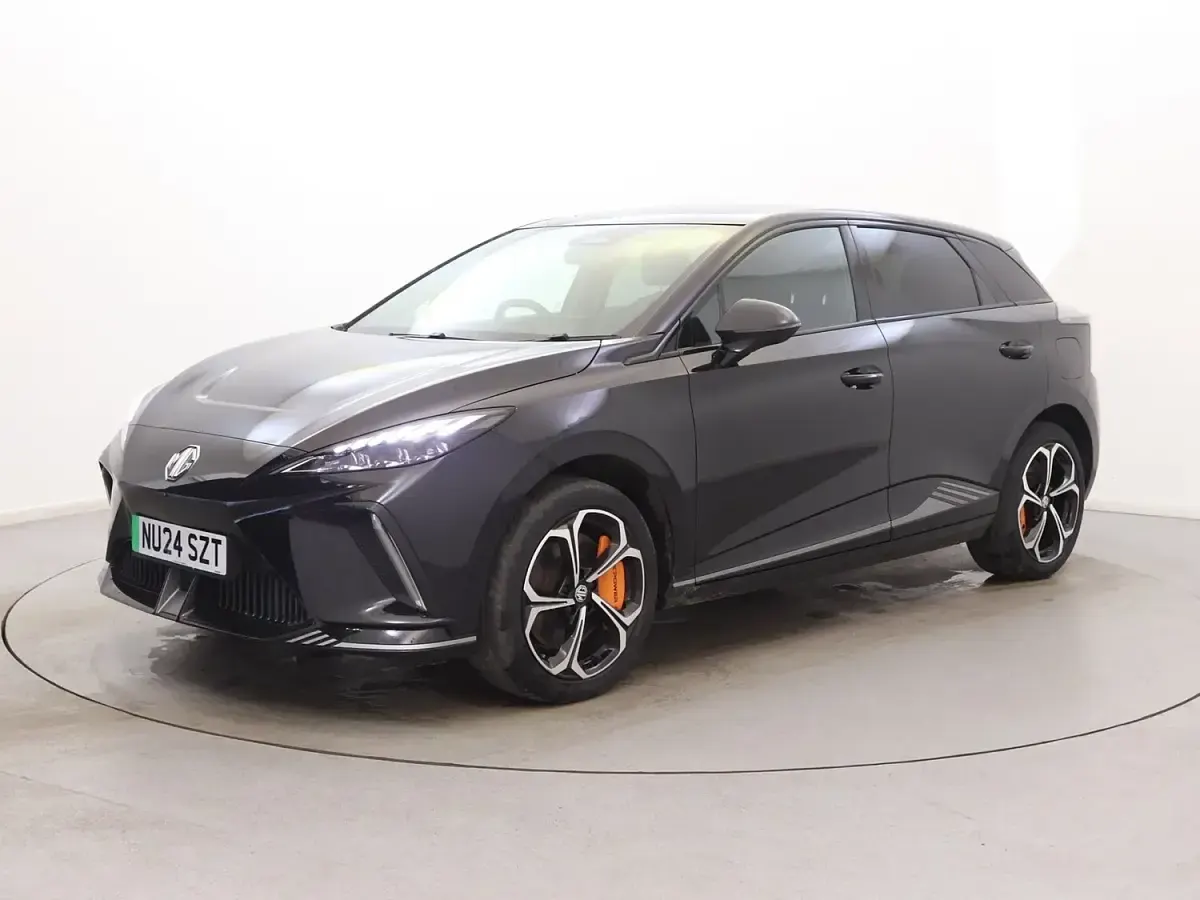 Used MG MG4 EV 319 kW (435 HP) 2024 Black Hatchback