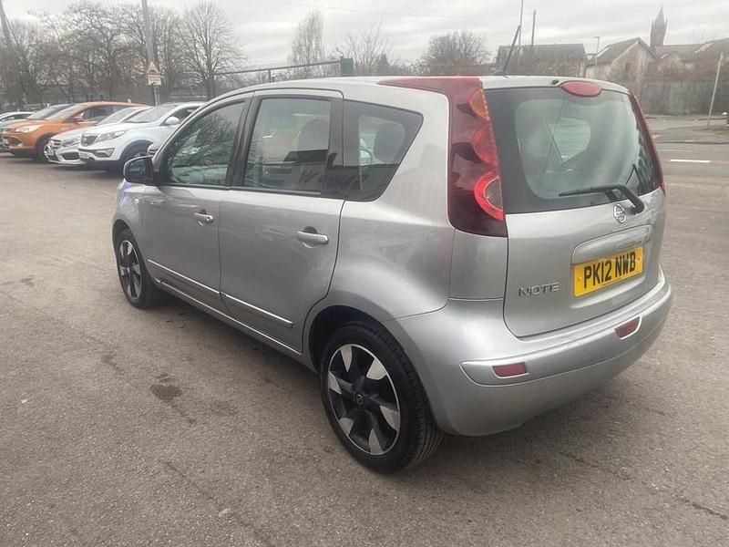 Used Nissan Note Acenta 110 HP (80 kW) 2012 Silver Hatchback