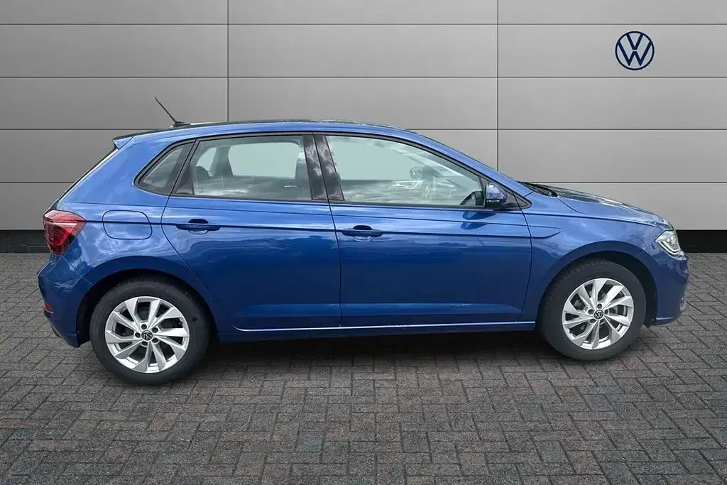 Used VW Polo Style 95 HP (69 kW) 2024 Blue Hatchback