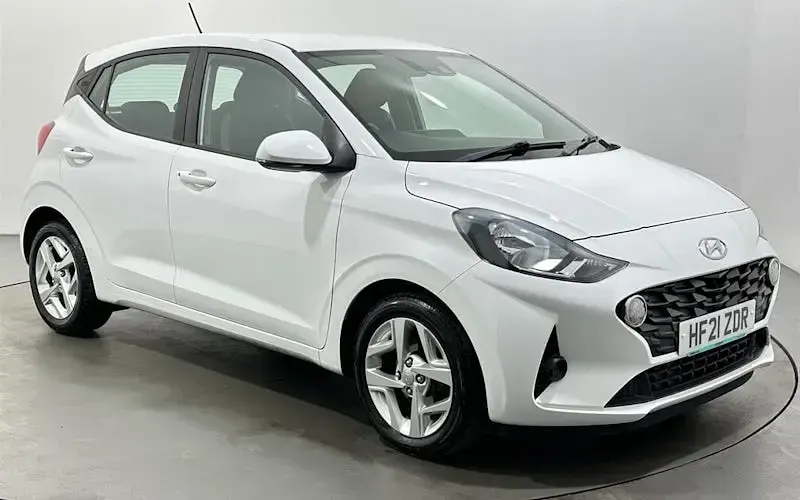 Used Hyundai i10 SE 67 HP (49 kW) 2023 Hatchback