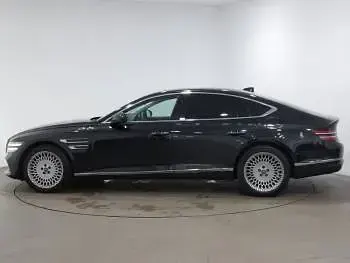 Used Genesis G80 Premium 210 HP (154 kW) 2022 Black Sedan