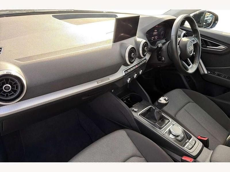 Used Audi Q2 Sport 110 HP (80 kW) 2023 Black SUV