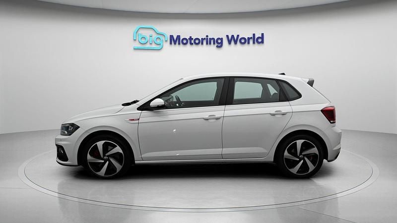 Begagnad VW Polo GTI 207 HK (152 kW) 2021 Vit Halvkombi