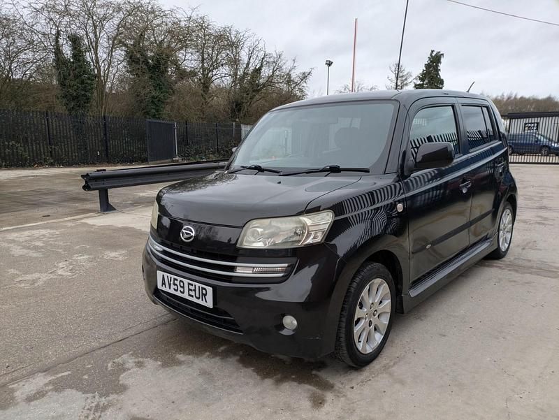 Used Daihatsu Materia 2009 Black MPV