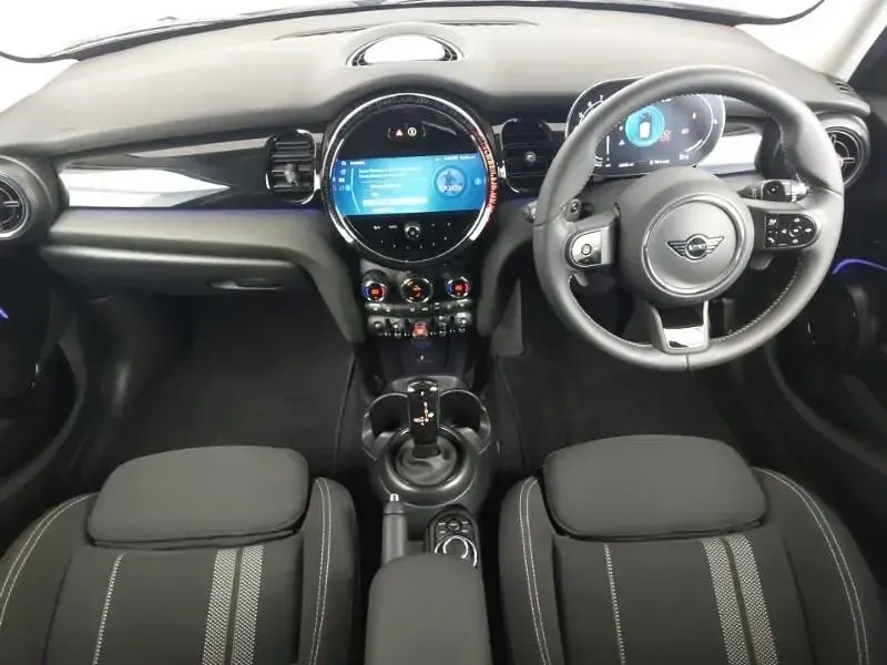 Used Mini Cooper S Classic 178 HP (130 kW) 2024 Green Hatchback