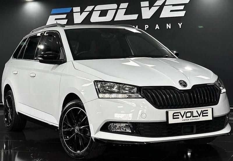 Used Skoda Fabia Monte Carlo 110 HP (80 kW) 2019 White Estate