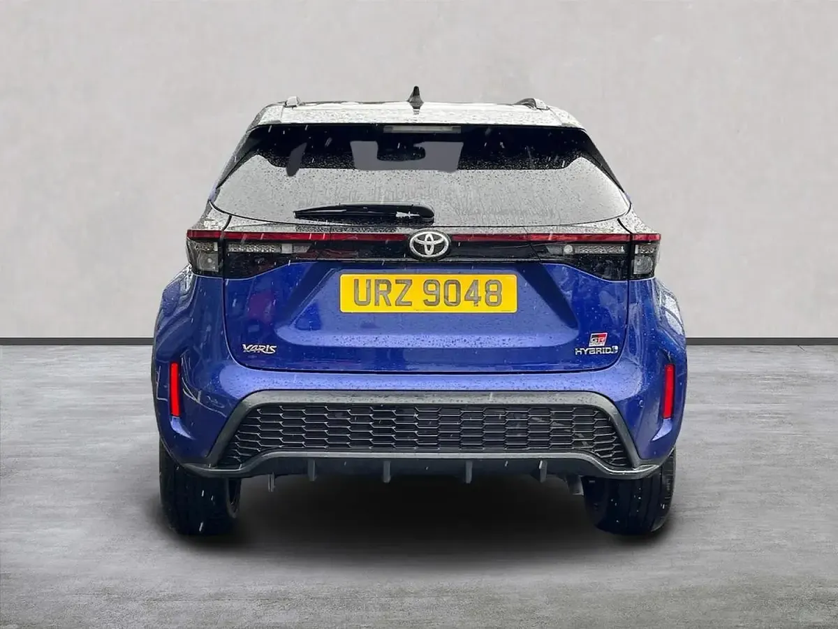 Used Toyota Yaris Sport 116 HP (85 kW) 2023 Blue Hatchback