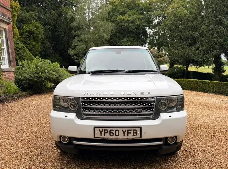 Used Land Rover Range Rover Vogue SE 313 HP (230 kW) 2010 White SUV