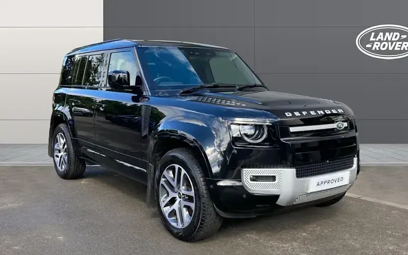 Used Land Rover Defender 249 HP (183 kW) 2023 SUV