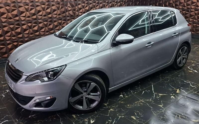 Used Peugeot 308 Allure 131 HP (96 kW) 2016 Silver Hatchback