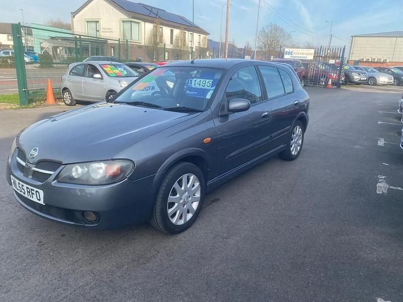 Used Nissan Almera 98 HP (72 kW) 2005 Grey Hatchback