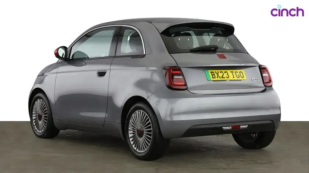 Used Fiat 500e Red 69 kW (95 HP) 2023 Hatchback