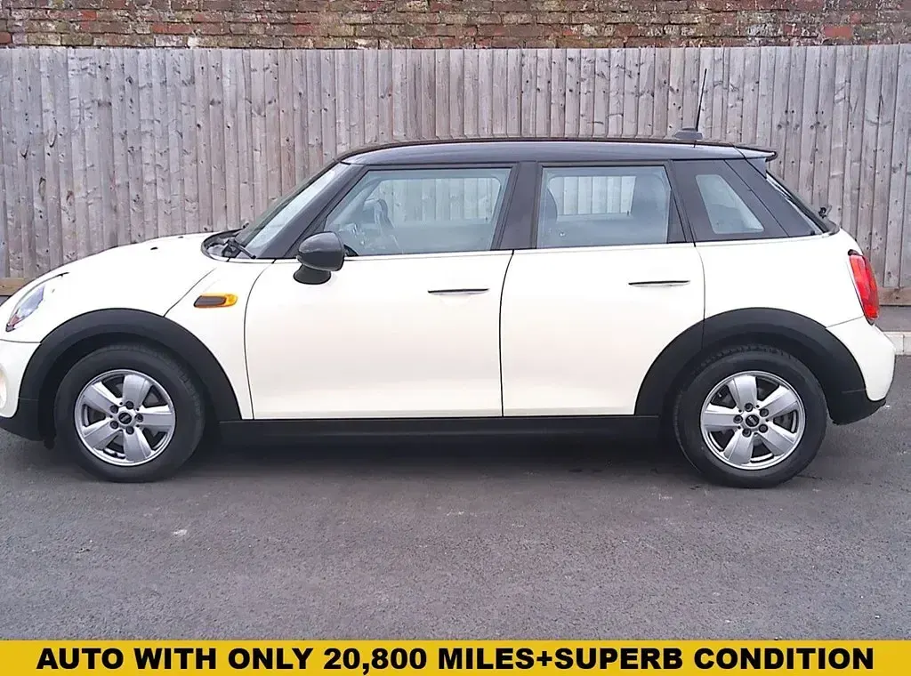 Usado Mini Cooper Hatch 136 CV (100 kW) 2016 Blanco Utilitario