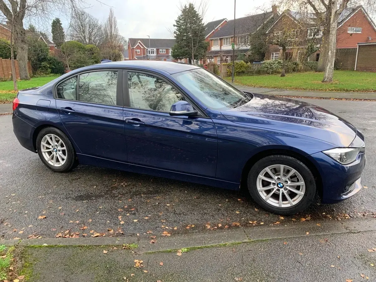 Used BMW 320 Efficient Dynamics 2016 Blue Sedan