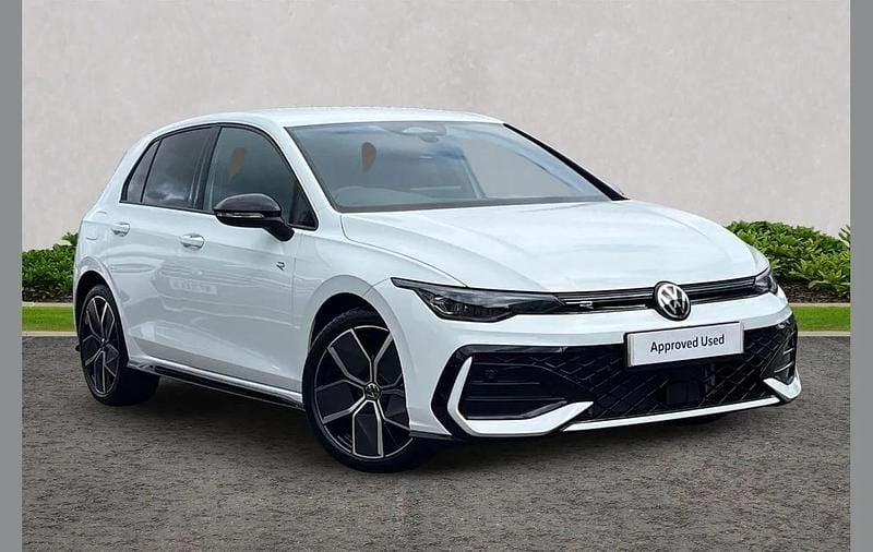 White New 2025 VW Golf VIII Black Edition Hatchback | £34,995 (Good price) - Image 1/4