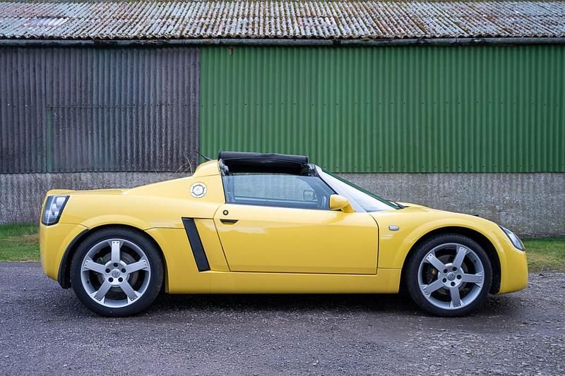 Used Vauxhall VX220 2003 Yellow Cabriolet
