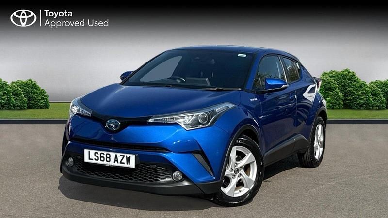 Second-hand Toyota C-HR 122 CP (89 kW) 2018 Albastru SUV