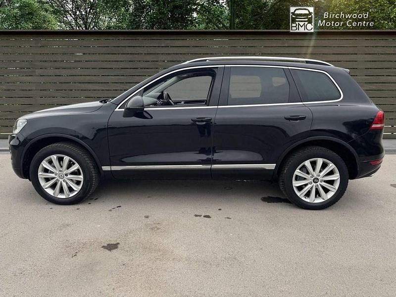 Used VW Touareg SE 245 HP (180 kW) 2012 Black SUV