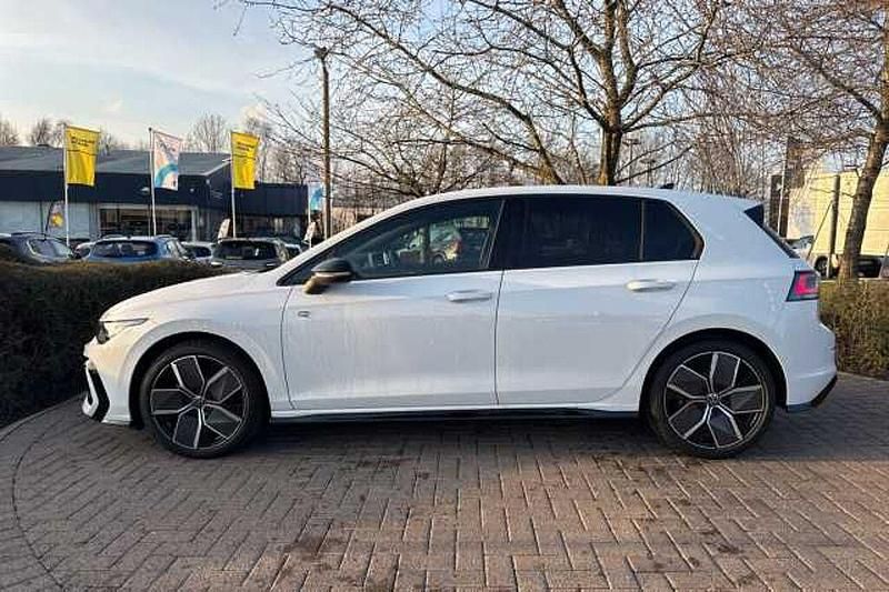 Nowe VW Golf VIII 150 KM (110 kW) 2025
