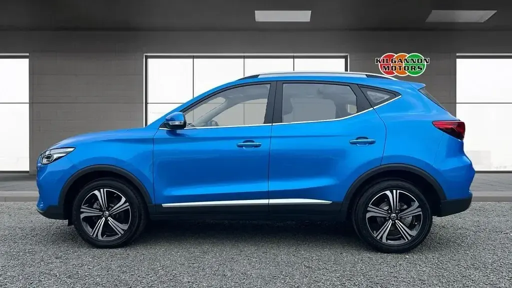Used MG ZS Excite 106 HP (77 kW) 2024 Blue SUV