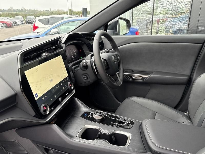 Used Lexus RZ 300e 150 kW (204 HP) 2024 Silver SUV