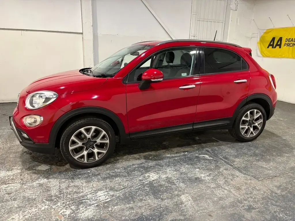 Used Fiat 500X Cross 140 HP (102 kW) 2015 Red SUV