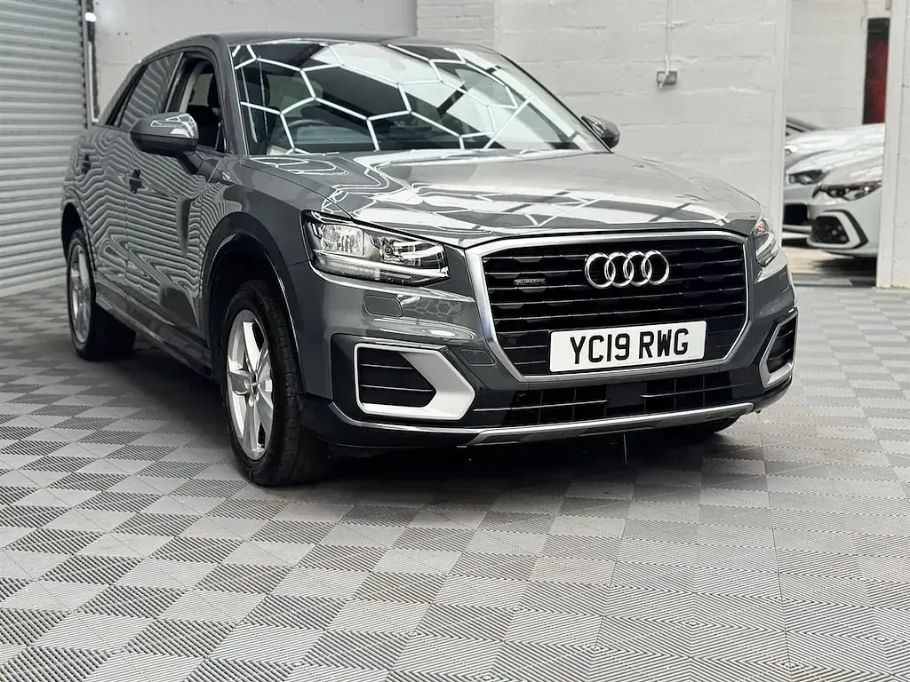 Used Audi Q2 Sport 150 HP (110 kW) 2019 Grey SUV