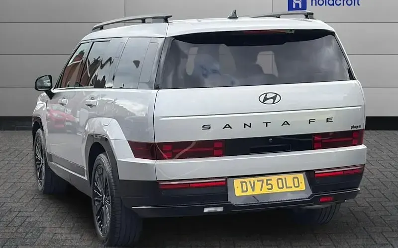 Used Hyundai Santa Fe 253 HP (186 kW) 2025 Silver SUV