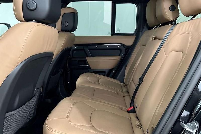 Used Land Rover Defender HSE Dynamic 344 HP (253 kW) 2025 Black SUV