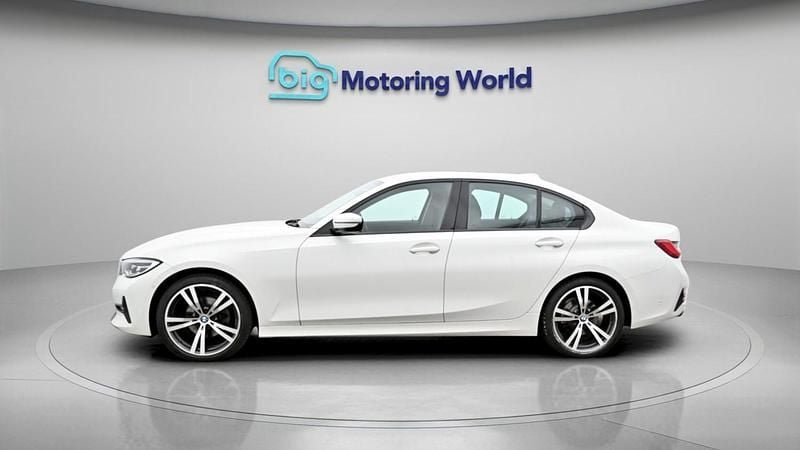 Used BMW 320 Sport Line 2021 White Sedan