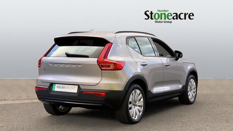 Used Volvo EX40 Core 185 kW (252 HP) 2025 Silver SUV