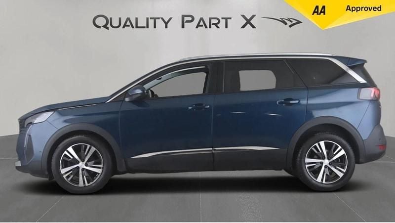 Used Peugeot 5008 Allure Premium 130 HP (95 kW) 2021 Blue SUV