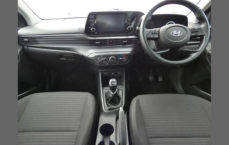 Used Hyundai i20 SE 99 HP (72 kW) 2021 Blue Hatchback