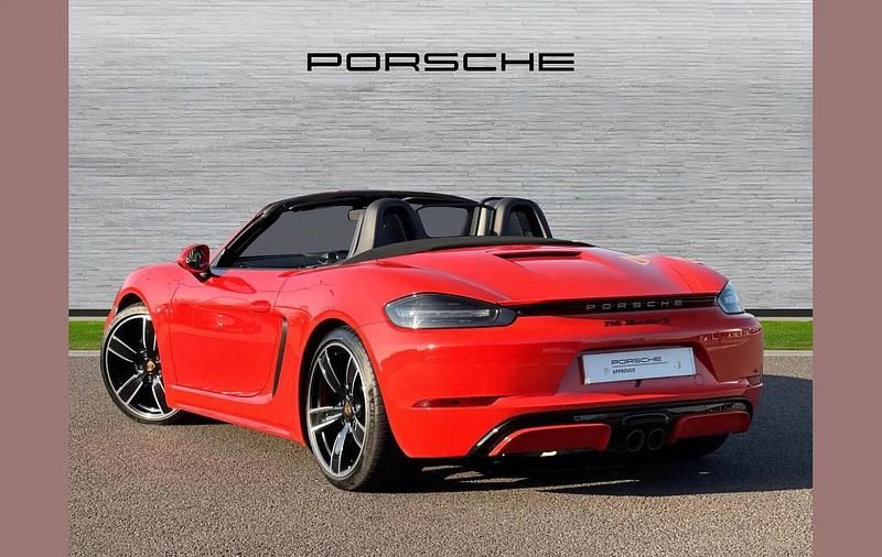Used Porsche Boxster 344 HP (253 kW) 2021 Orange Cabriolet