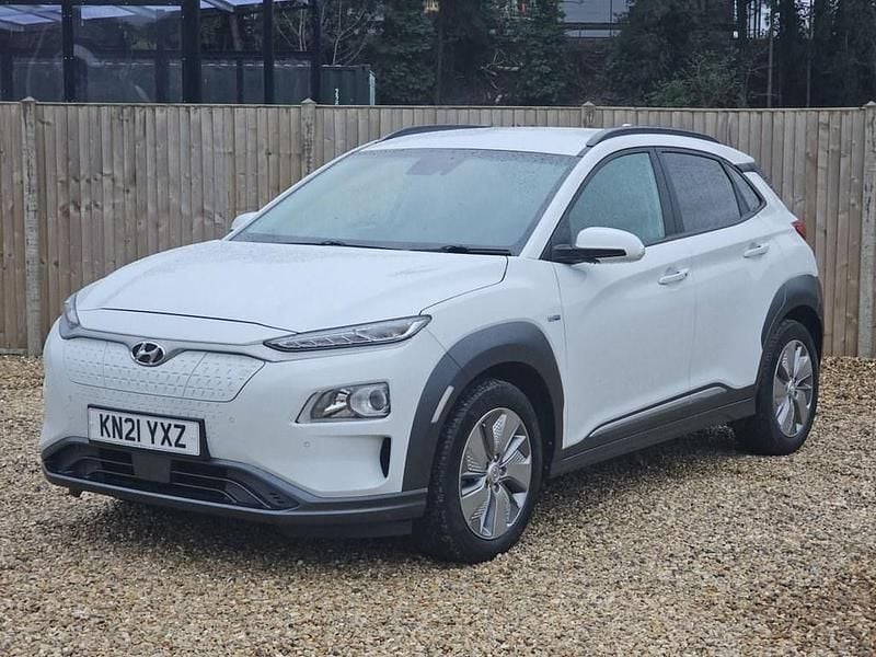 Used Hyundai Kona Premium 150 kW (204 HP) 2021 White SUV