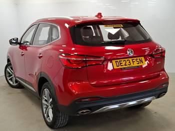 Used MG HS Excite 162 HP (119 kW) 2023 Red SUV