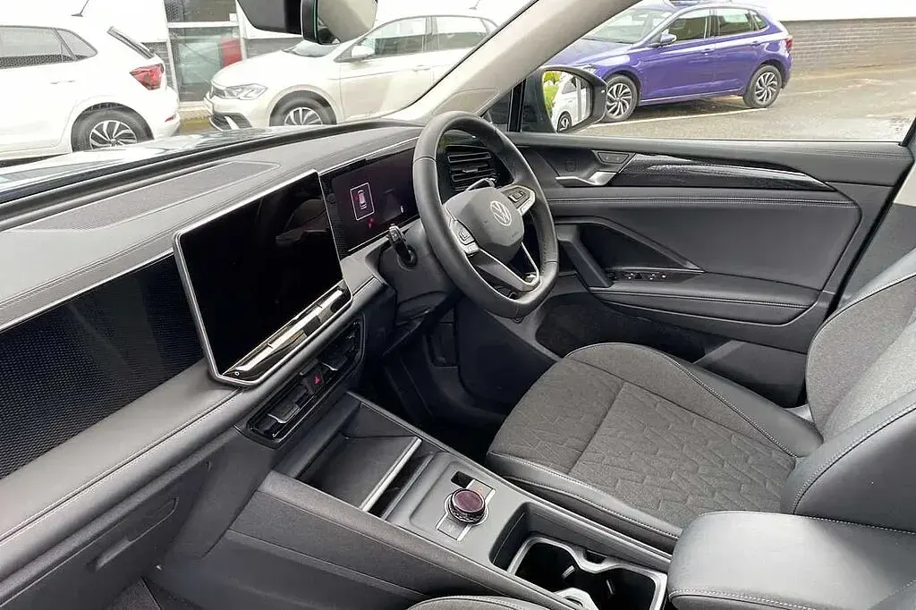 Used VW Tiguan Match 204 HP (150 kW) 2025 Grey SUV