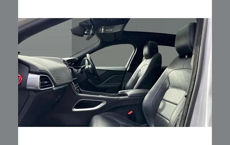 Used Jaguar F-Pace S 300 HP (220 kW) 2017 White SUV